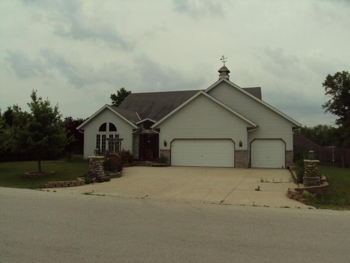 3615 E Northbrook Blvd., Oak Creek, WI 53154