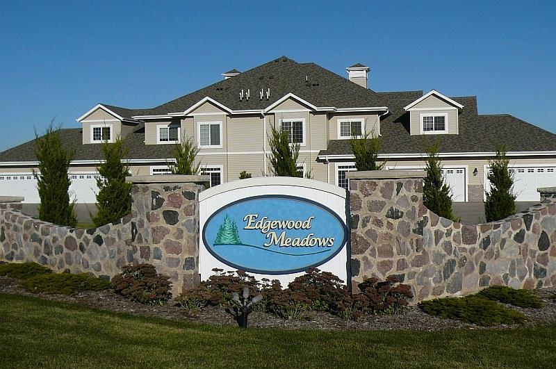1617 Grey Fox Tr. #E, Mukwonago, WI 53149