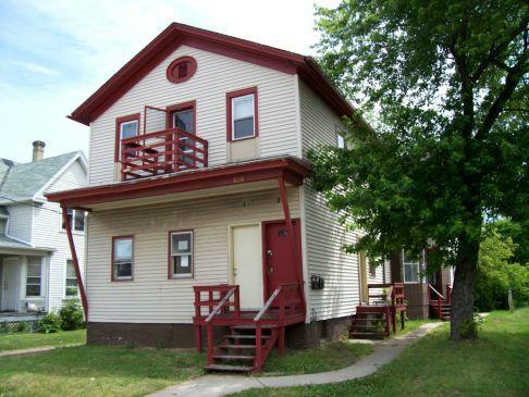 927 Marquette St, Racine, WI 53404