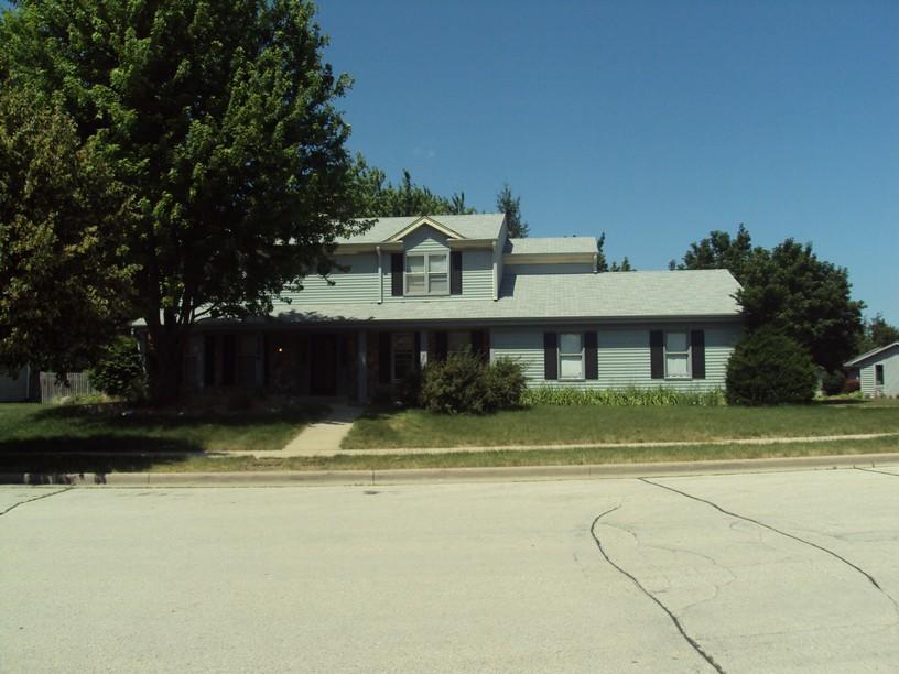 2104 Yvonne St., Waukesha, WI 53188