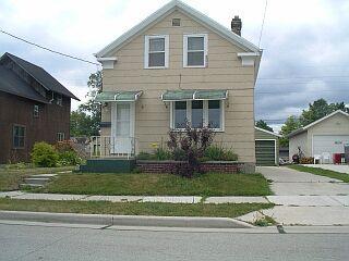 630 S 18th St., Manitowoc, WI 54220