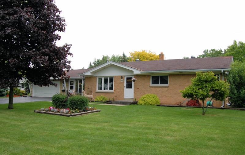 W182N5684 Jackson Dr., Menomonee Falls, WI 53051