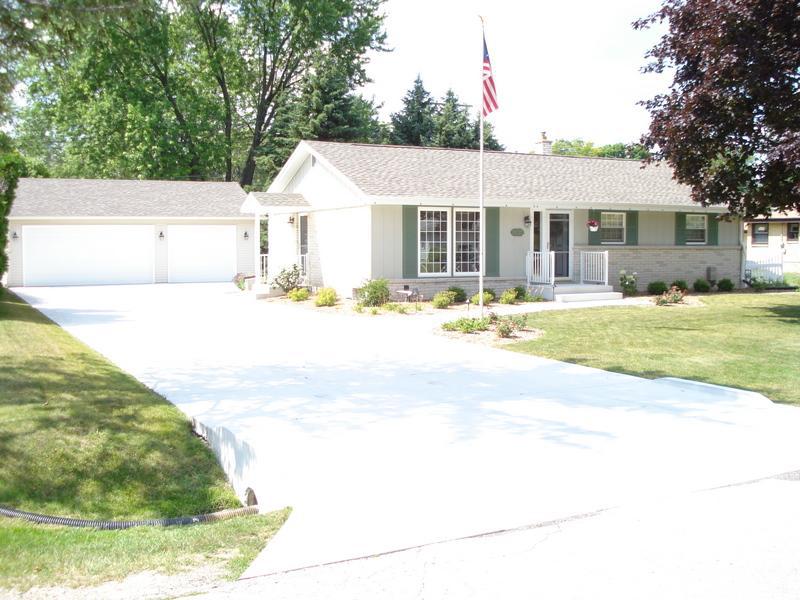 11217 W Abbott, Hales Corners, WI 53130