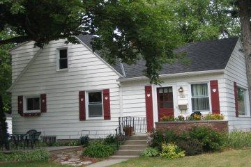 1100 W Kendall Ave., Glendale, WI 53209