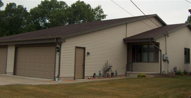 2440 Paul Rd., Manitowoc, WI 54220