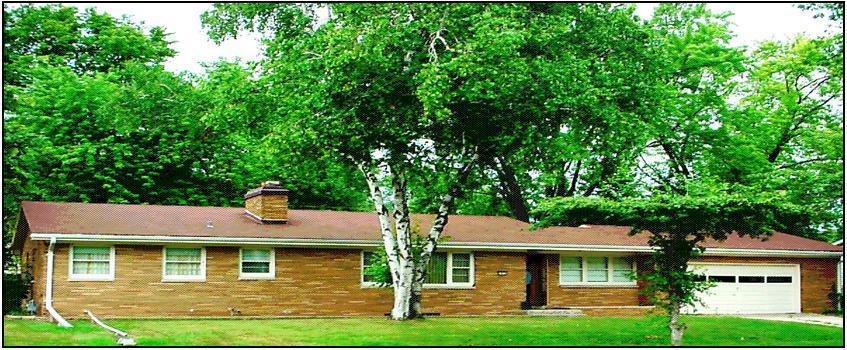 1821 Manitowoc, South Milwaukee, WI 53172