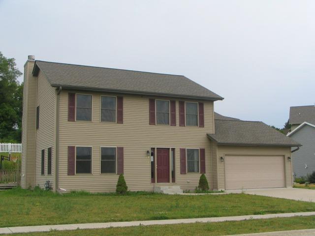 216 E Haven Dr., Watertown, WI 53094