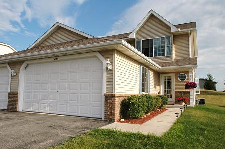 1141 Ellys Way, Slinger, WI 53086