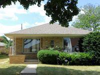 3855 N 61st St, Milwaukee, WI 53216