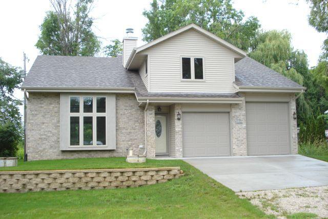 S103W30080 Lakeside Dr, Mukwonago, WI 53149