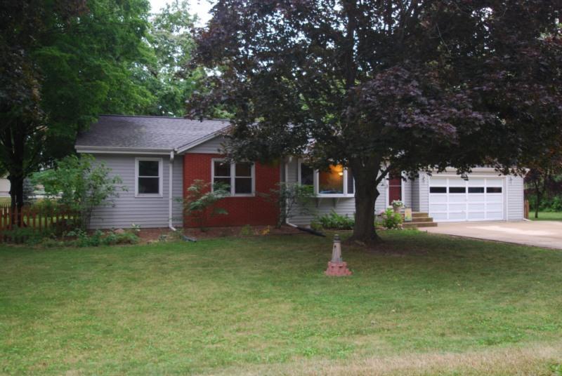 W1511 Fairway Rd., East Troy, WI 53120