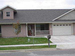 319 Grant St, Holmen, WI 54636