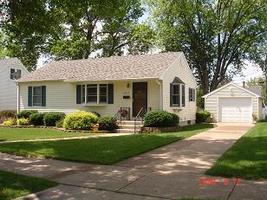2214 Sunrise Dr., La Crosse, WI 54601