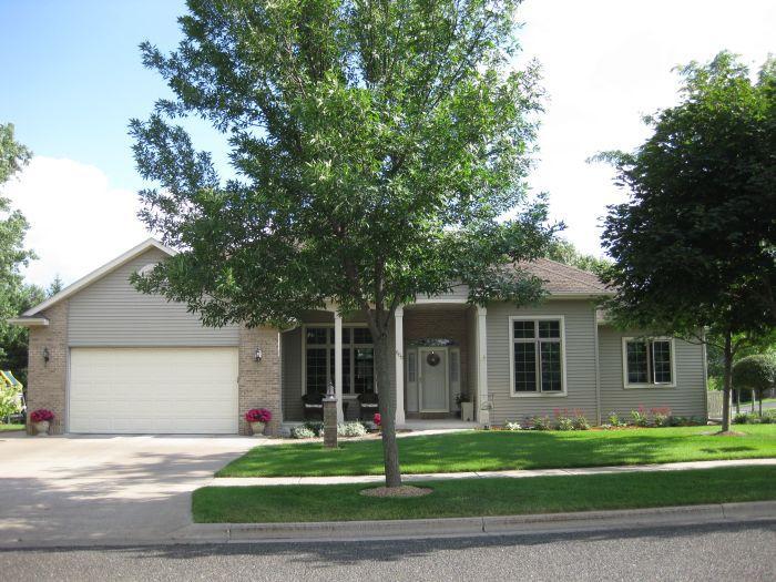 600 Grove St, Onalaska, WI 54650