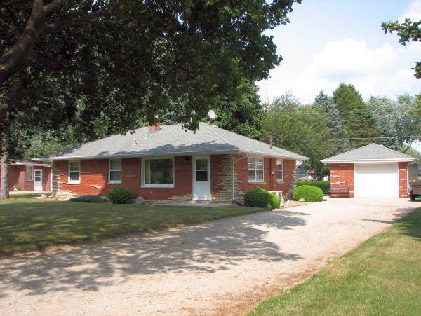 W229S8450 Big Bend Dr., Vernon, WI 53103
