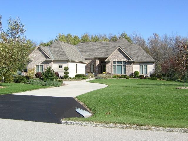 W232N9116 Wooded Ridge Tr., Lisbon, WI 53089
