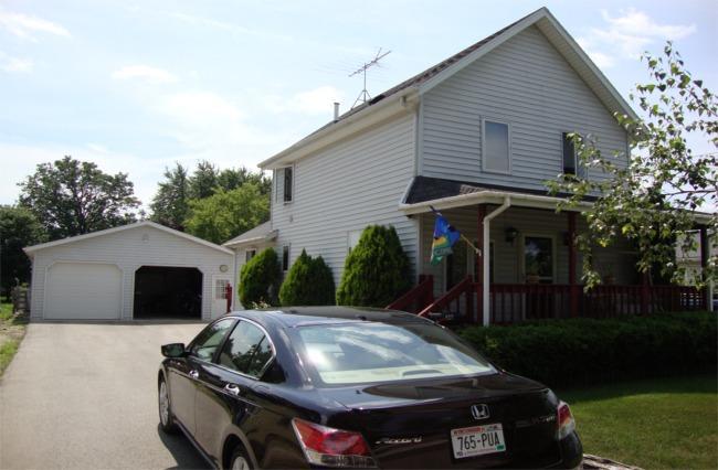 437 W Rockwell, Elkhorn, WI 53121