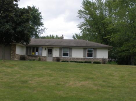 S77W32913 Country Ln., Mukwonago, WI 53149