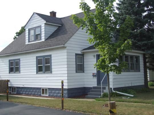 2546 17th St., La Crosse, WI 54601
