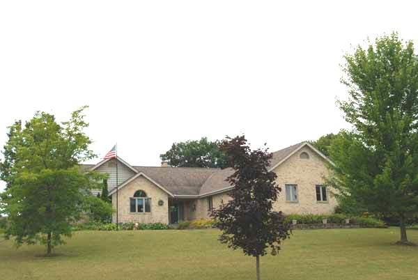 3325 Rock Ridge Rd., West Bend, WI 53095