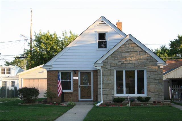 1019 Kingston Ave, Racine, WI 53402