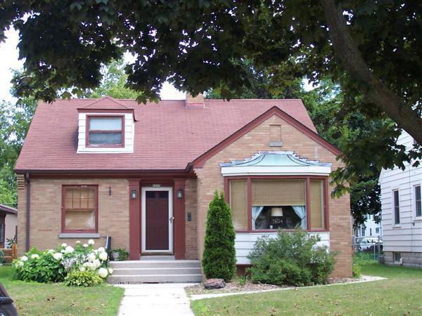 2335 S 11th St, Sheboygan, WI 53081