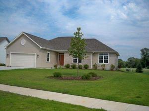 113 N Cranberry, Elkhorn, WI 53121