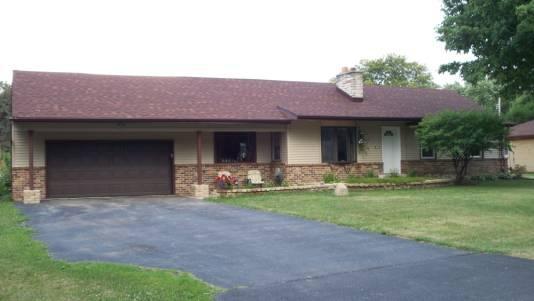 1506 S Woodside Dr., New Berlin, WI 53151
