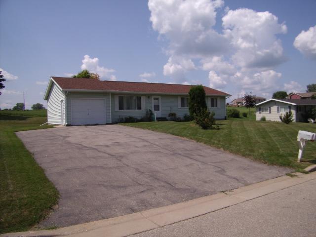 711 Abbey Ln., Viroqua, WI 54665