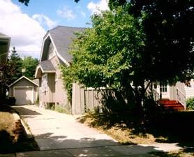 2253 N 69th, Wauwatosa, WI 53213