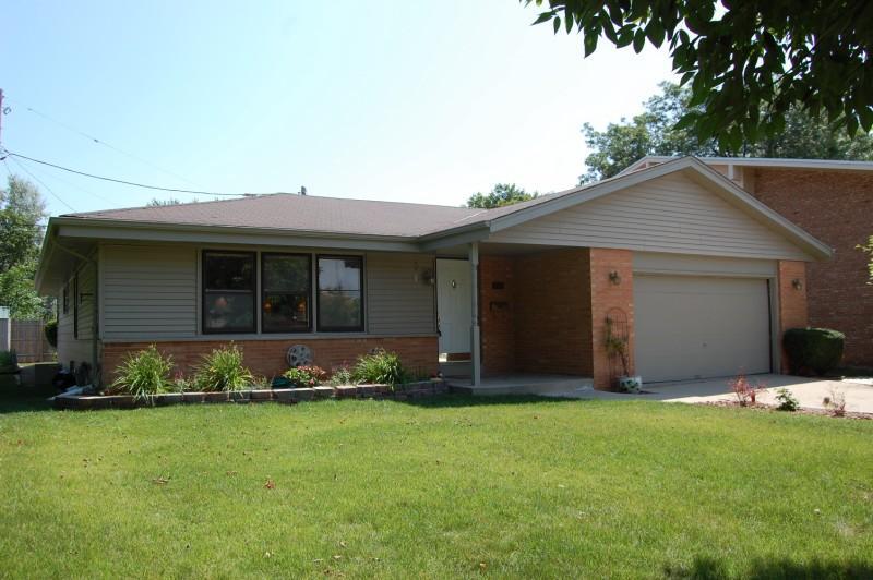 5500 N Iroquois Ave., Glendale, WI 53217