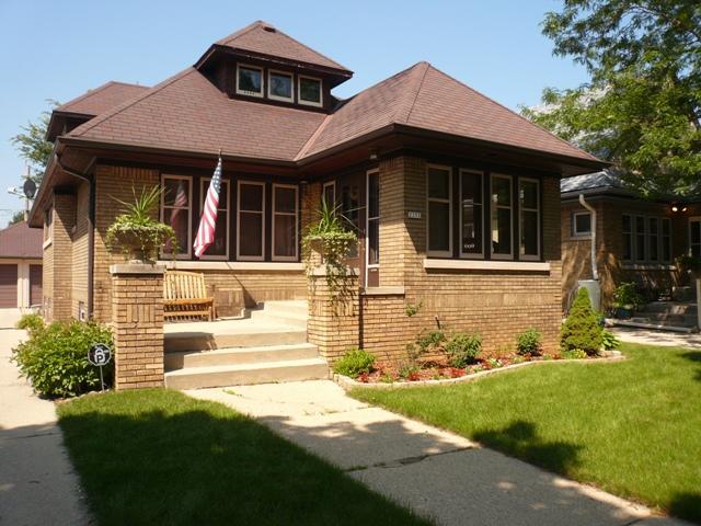 2351 N 62nd St., Wauwatosa, WI 53213