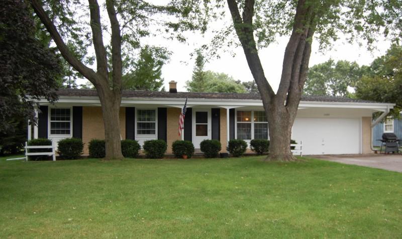 11305 W Abbott Ave., Hales Corners, WI 53130