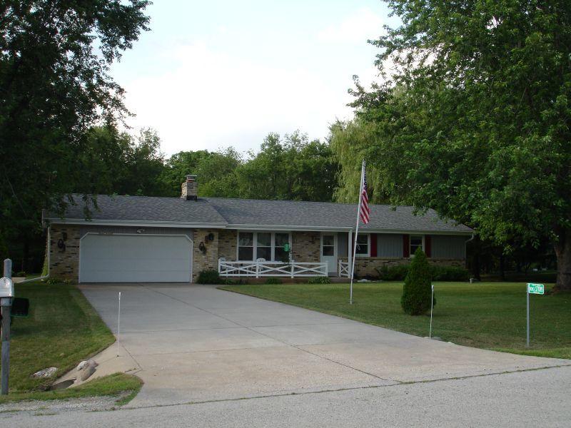 W243S7085 Cameron Dr., Vernon, WI 53189