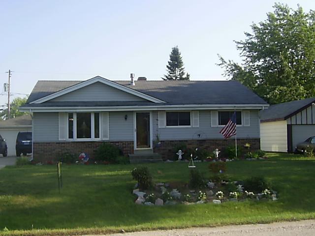 2221 6 Mile Rd., Caledonia, WI 53402