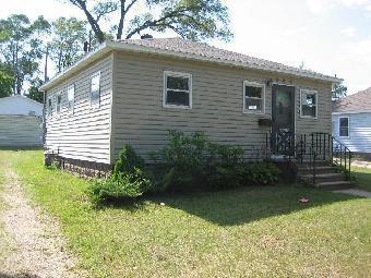 308 S 8th Ave, Onalaska, WI 54650