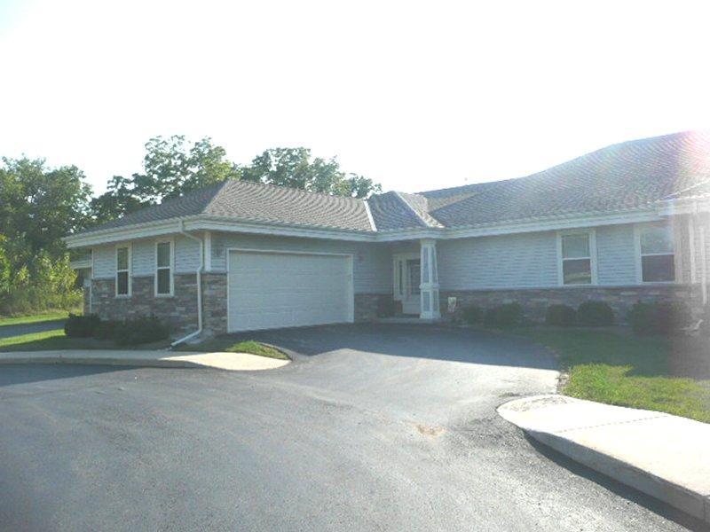 331 Westside Ave #7, Mukwonago, WI 53149
