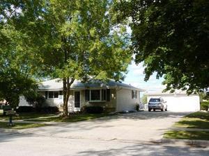 1821 E Sunset Ridge Dr., West Bend, WI 53090