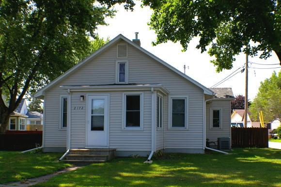 2172 Diagonal Rd, La Crosse, WI 54601