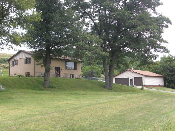 [Address Hidden by Seller], Onalaska, WI 54636