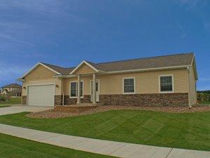 900 Winchester Ln., Holmen, WI 54636