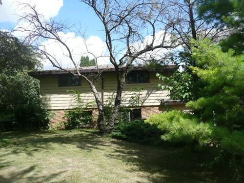 17935 Windemere Rd, Brookfield, WI 53045