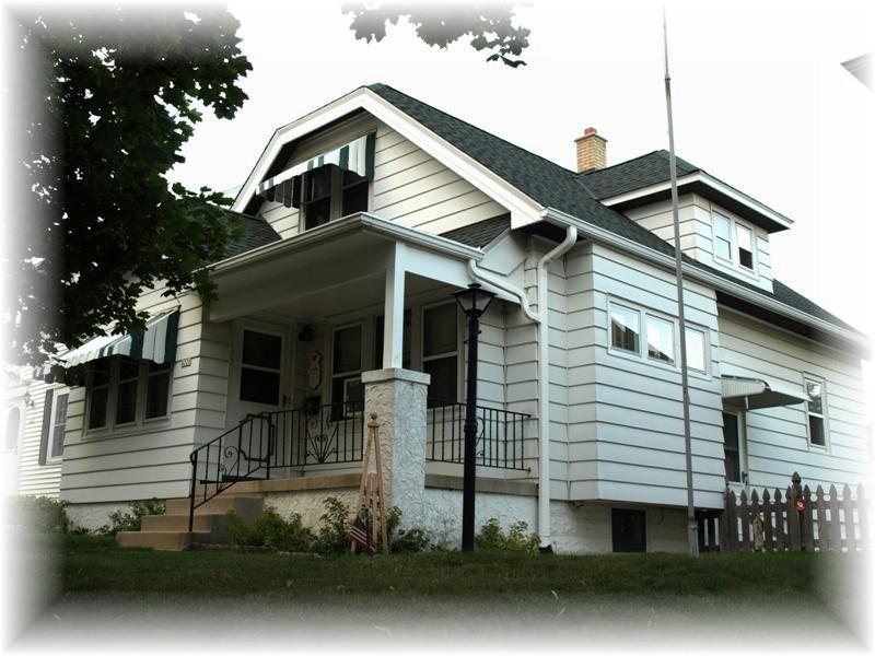 4228 S 1st Pl., Milwaukee, WI 53207