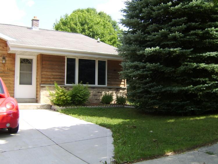 521 Tamarack Ct., West Bend, WI