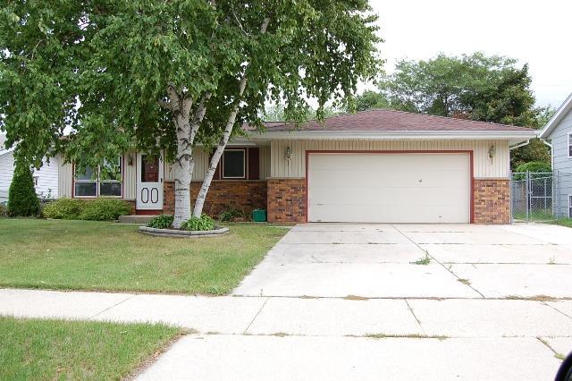 627 E Scenic Dr., West Bend, WI 53090