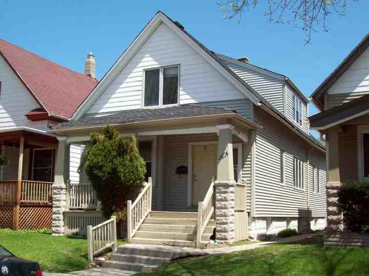 2824 N Booth St, Milwaukee, WI 53212