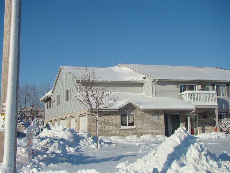 2030 Meadow Ct. #5, West Bend, WI 53095
