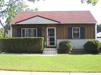 175 W Martin Ln., Milwaukee, WI 53207