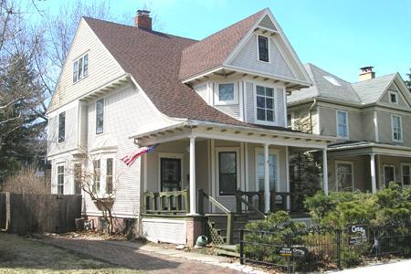 1744 Wisconsin Ave., Racine, WI 53403