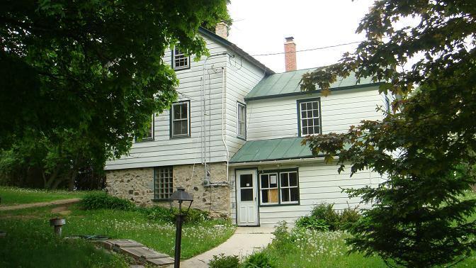N7041 Apple Ln., Plymouth, WI 53073